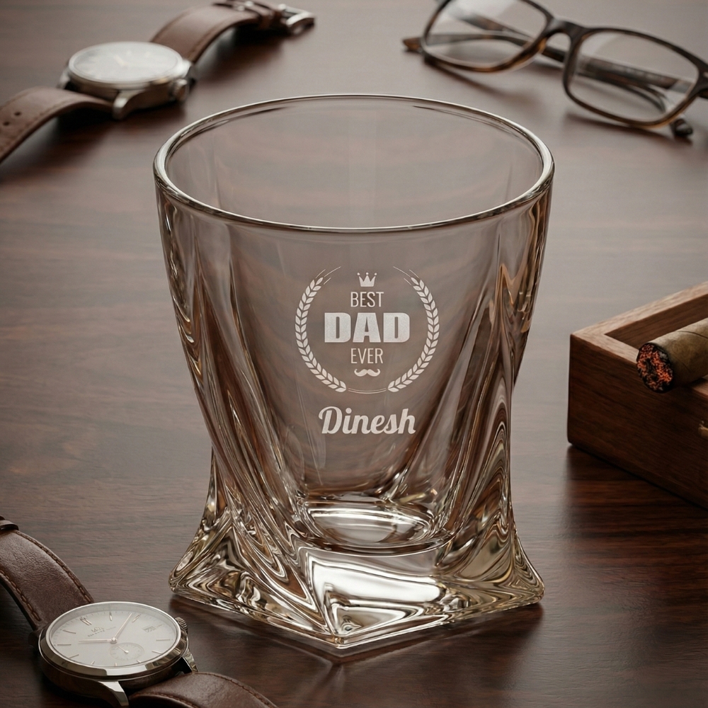 Best2U Personalized Engraved Whiskey Glass for Dad – Custom Name “Best Dad Ever” Crystal Scotch Bourbon Glass | Father’s Day, Birthday Gift for Father (310 ml)