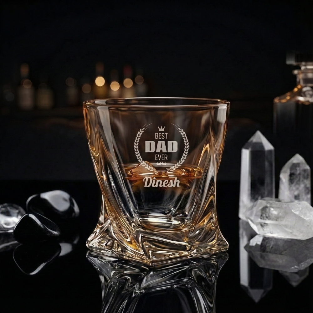 Best2U Personalized Engraved Whiskey Glass for Dad – Custom Name “Best Dad Ever” Crystal Scotch Bourbon Glass | Father’s Day, Birthday Gift for Father (310 ml)