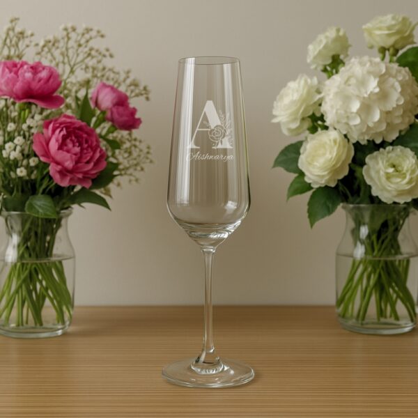 Personalized champagne flute with engraved monogram and name, 250ml crystal toasting glass, custom wedding, birthday, and special occasion gift.
