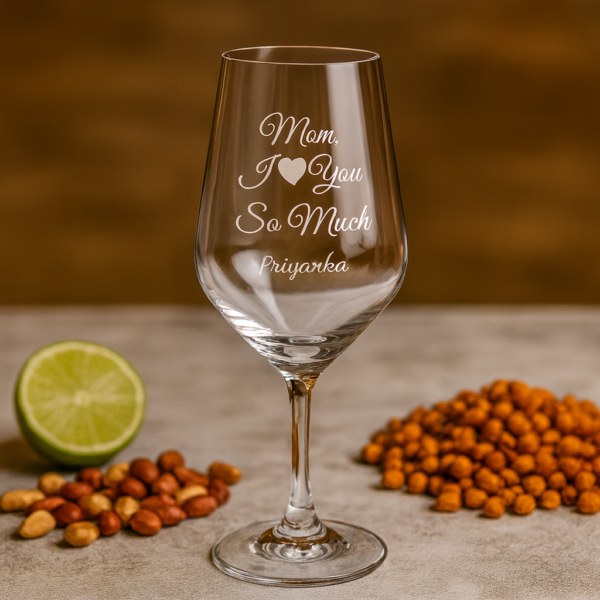Crystal clear personalized wine glass engraved with “Mom I love you so much” and name, Mother’s Day gift