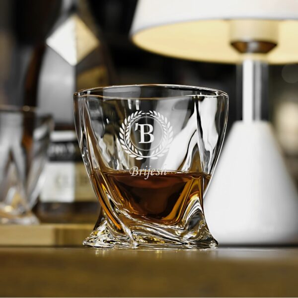 Personalized Whiskey Glass – Engraved Crystal Glass with Initial & Name – 310ml Laurel Wreath Tumbler – Custom Gift for Him, Dad, Husband, Birthday, Father's