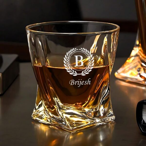 Personalized Whiskey Glass – Engraved Crystal Glass with Initial & Name – 310ml Laurel Wreath Tumbler – Custom Gift for Him, Dad, Husband, Birthday, Father's