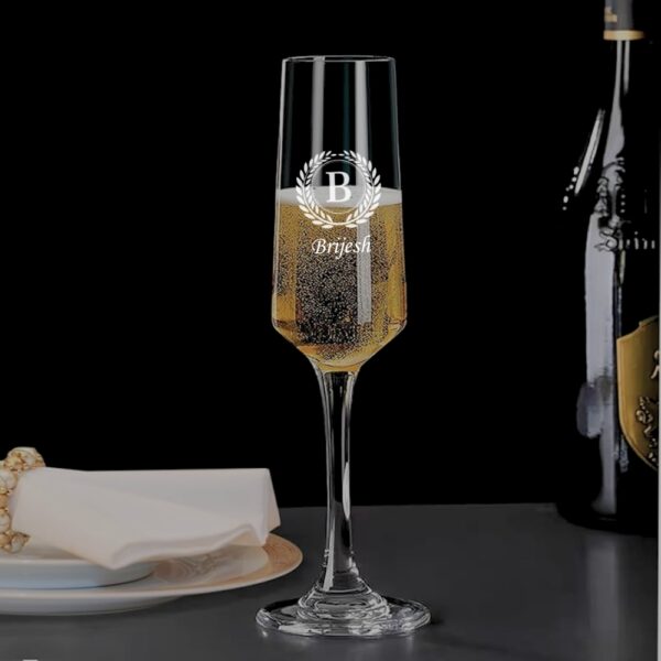 Engraved Champagne Glass with Custom Initial & Name – 250ml Crystal Flute – Laurel Design – Personalized Gift for Her, Bride, Bridesmaid, Birthday, Anniversary